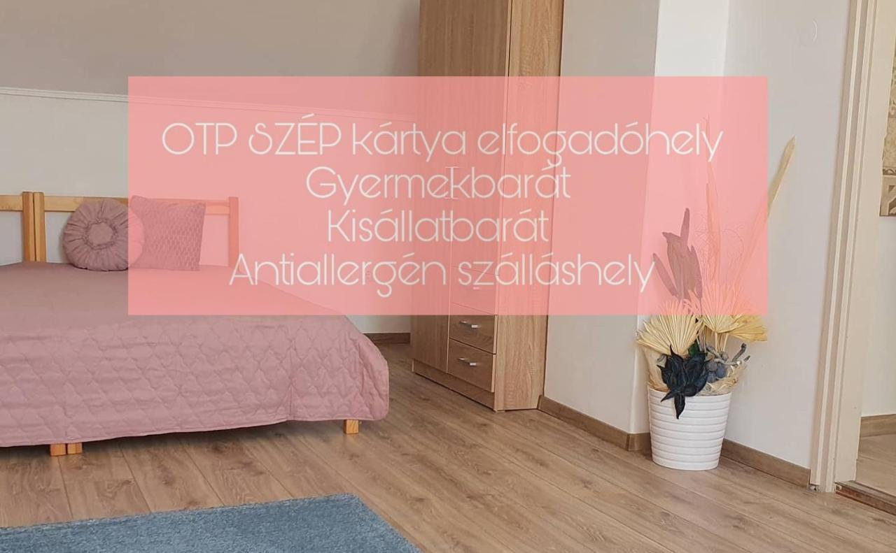 Pinkoczi Apartmanhaz Διαμέρισμα Balatonalmádi Εξωτερικό φωτογραφία